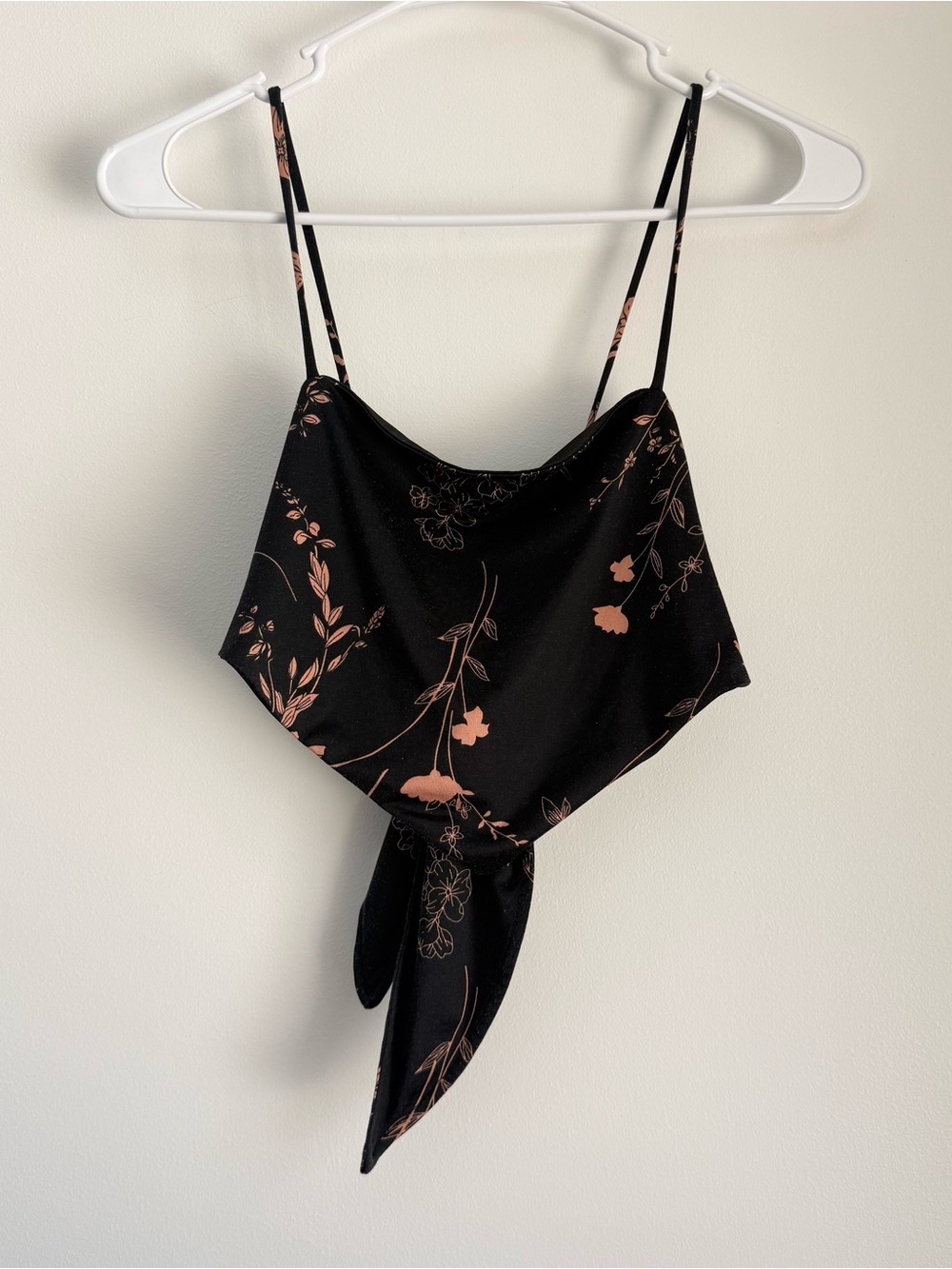Blush Black with Peach Floral Print Top Tie Back Size Medium